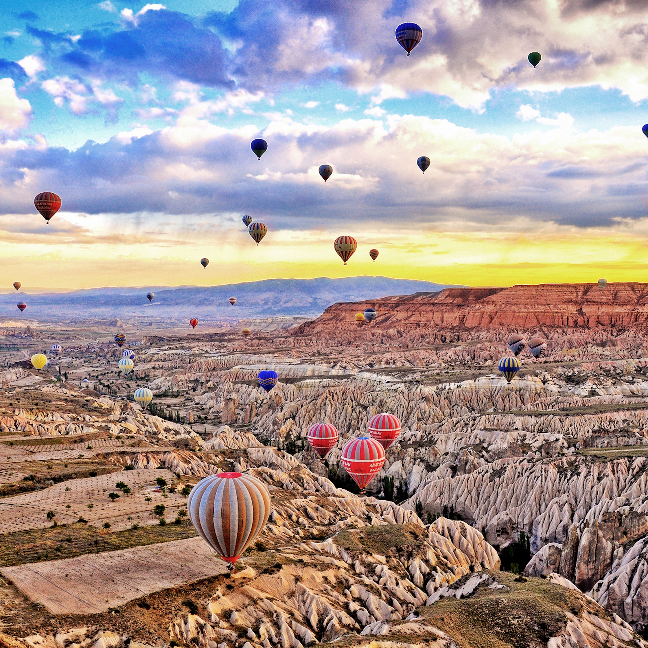 絶景 気球から見るカッパドキア カッパドキア トルコ のお得なオプショナルツアー Hisgo トルコ