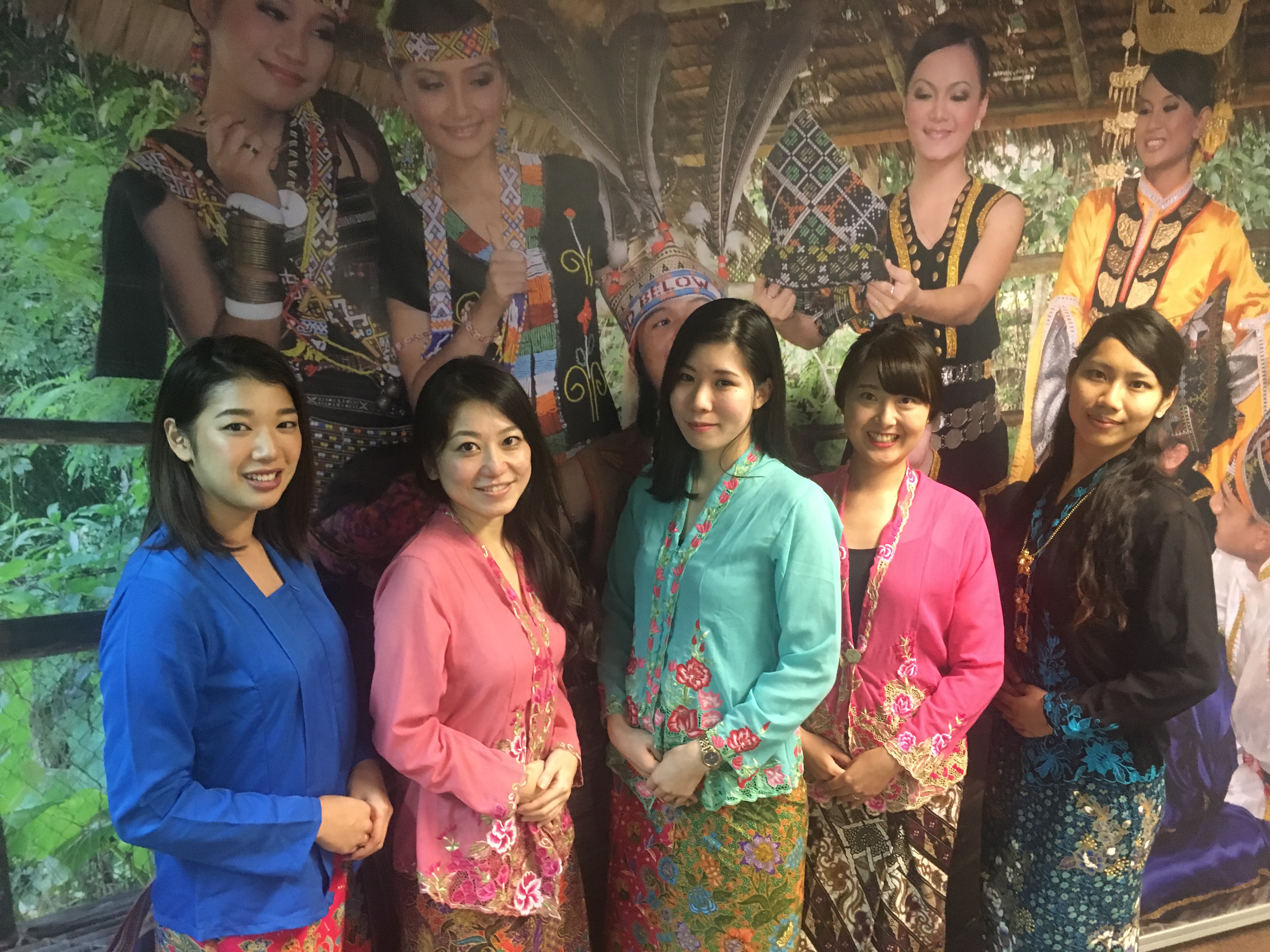 Boleh Boleh Travel Loungeにてマレーシア民族衣装レンタル クアラルンプール マレーシア のお得なオプショナルツアー Hisgo アメリカ